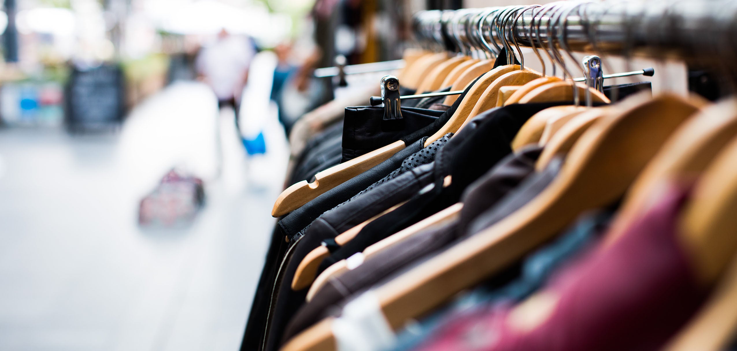 ¿Dudas sobre cómo comprar ropa? Ten un closet de una experta en moda con estos tips